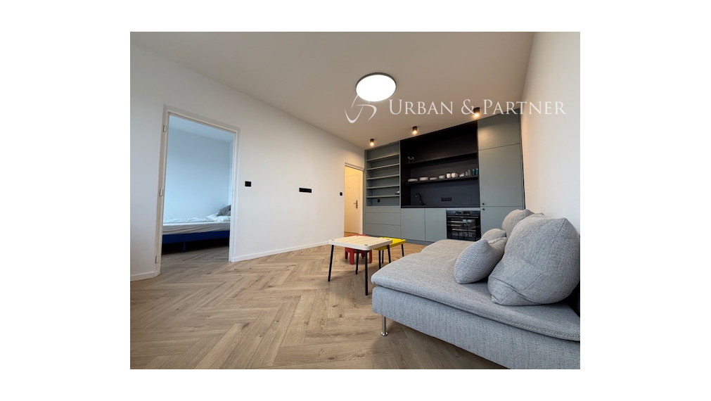 PRENÁJOM 2 izbového - moderný po kompletnej rekonštrukcii.