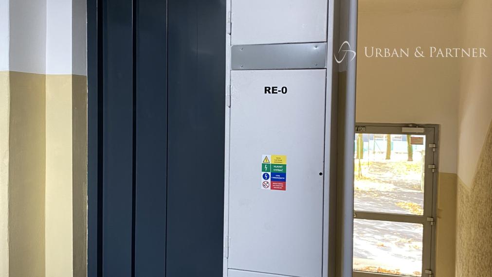 Len u nás v ponuke: Predaj 1 izbového bytu na ulici Landauova v Dúbravke