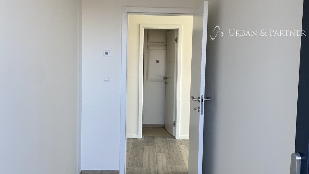 Predaj 3 izbového bytu s predzáhradkou v novostavbe na ulici Staré Grunty v Karlovej vsi