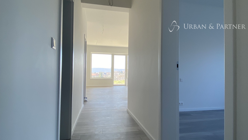 Predaj 3 izbového bytu s predzáhradkou v novostavbe na ulici Staré Grunty v Karlovej vsi