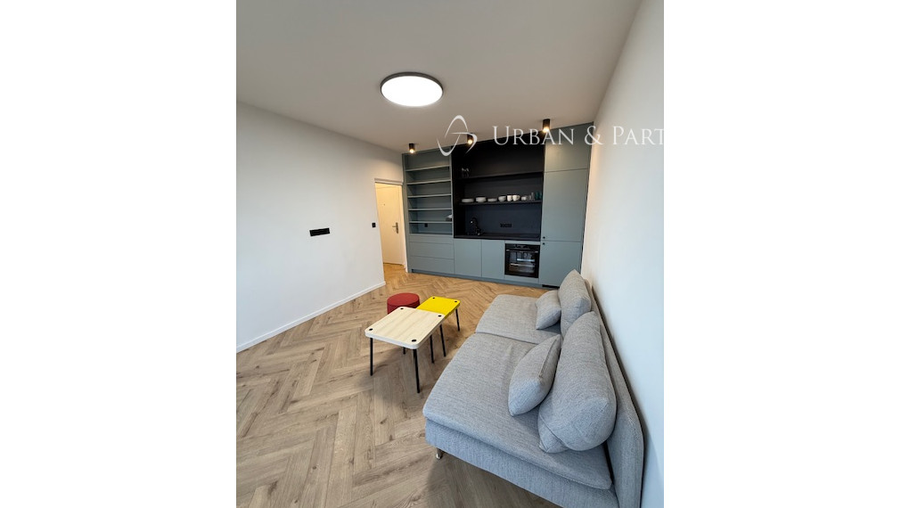 PRENÁJOM 2 izbového - moderný po kompletnej rekonštrukcii.