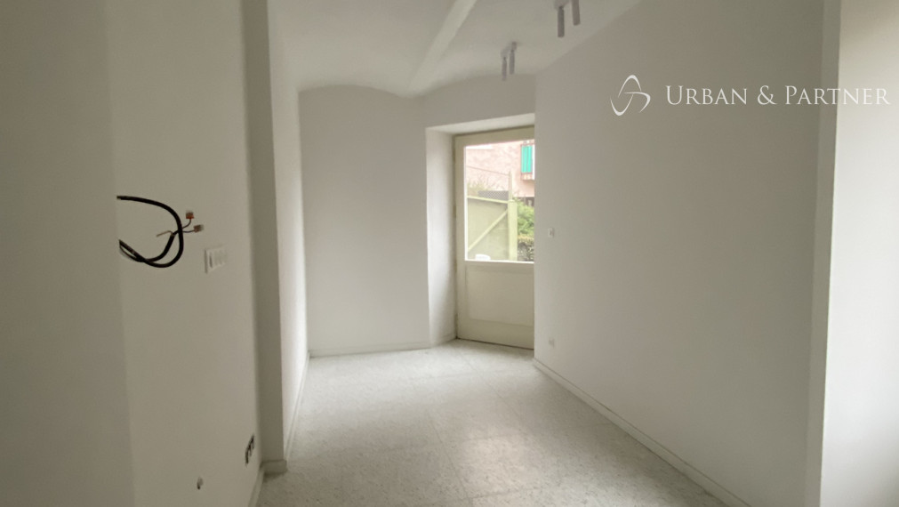 Prenájom 1 izbového bytu na ulici Vansová v centre Palisád