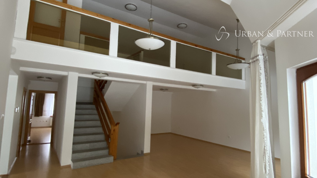 Prenájom rodinného domu so záhradou na Bellovej ulici na Kolibe