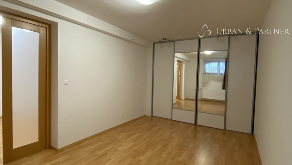 Prenájom rodinného domu so záhradou na Bellovej ulici na Kolibe