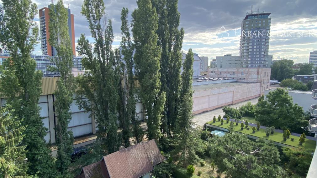 Prenájom 2 izbového bytu na ulici Klincová v širšom centre