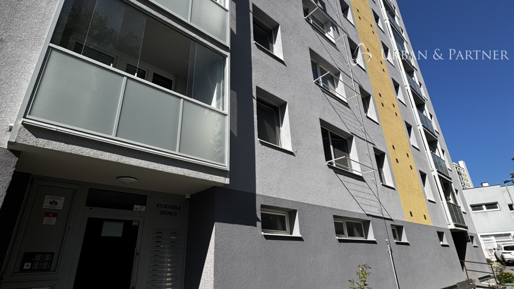 NA PRENÁJOM | 2-IZBOVÝ BYT S BALKÓNOM  | TRENČÍN – JUH