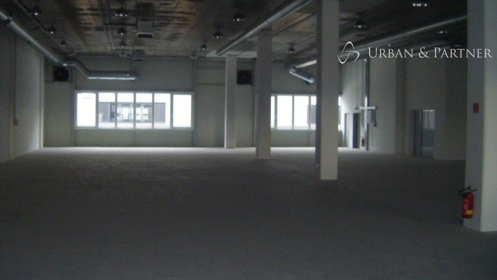 Prenájom moderných skladovo - obchodných priestorov v modernom areály na Starej Vajnorskej