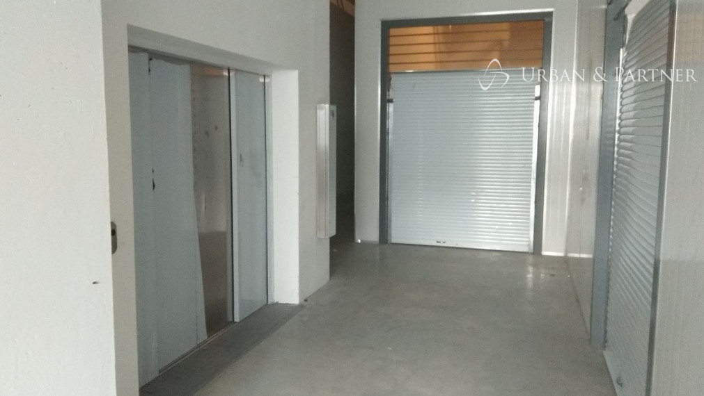 Prenájom moderných skladovo - obchodných priestorov v modernom areály na Starej Vajnorskej