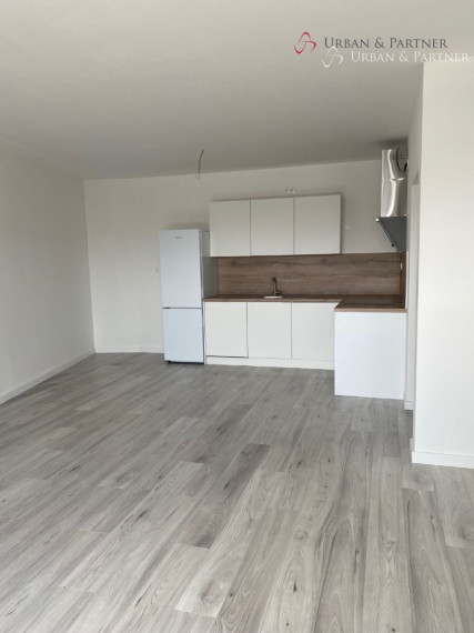 NOVOSTAVBA 2 izbový byt na prenájom v centre Nitry.