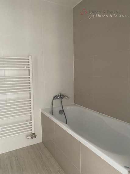 NOVOSTAVBA 2 izbový byt na prenájom v centre Nitry.