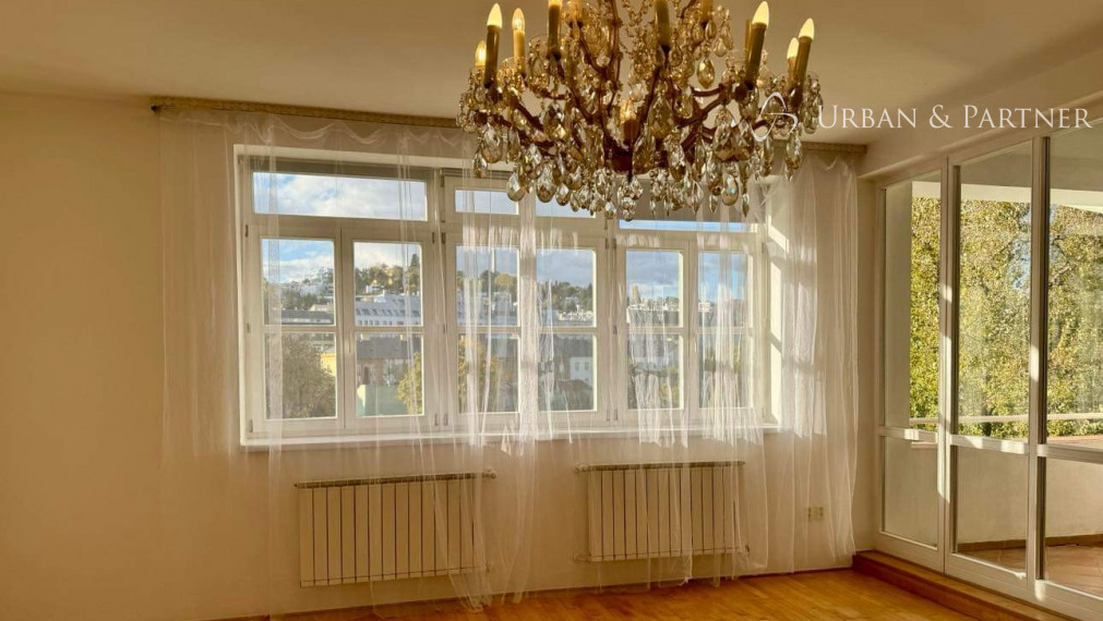 Prenájom pekného 5 izbového bytu na Banskobystrickej ulici priamo v centre