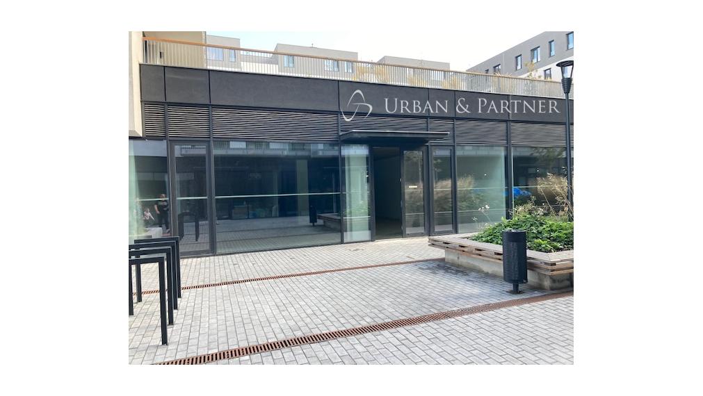 KOMERČNÝ PRIESTOR, 225m2, lokalita Mlynské Nivy