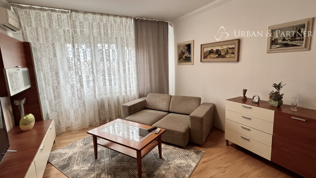 VÝHODNÝ PRENÁJOM-3 izbový byt-Ružinov, Sklenárova ul.