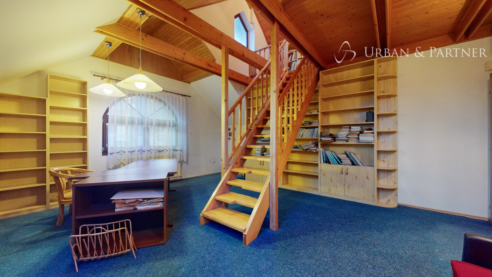 PREDAJ rodinného domu s rozľahlým pozemkom ŠENKVICE.