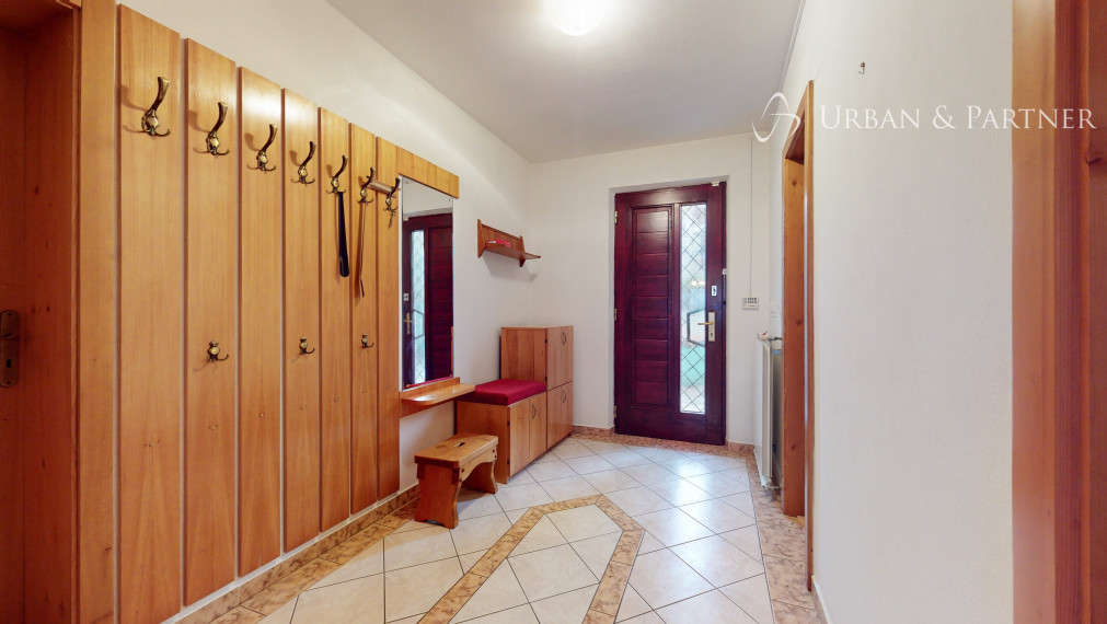 PREDAJ rodinného domu s rozľahlým pozemkom ŠENKVICE.