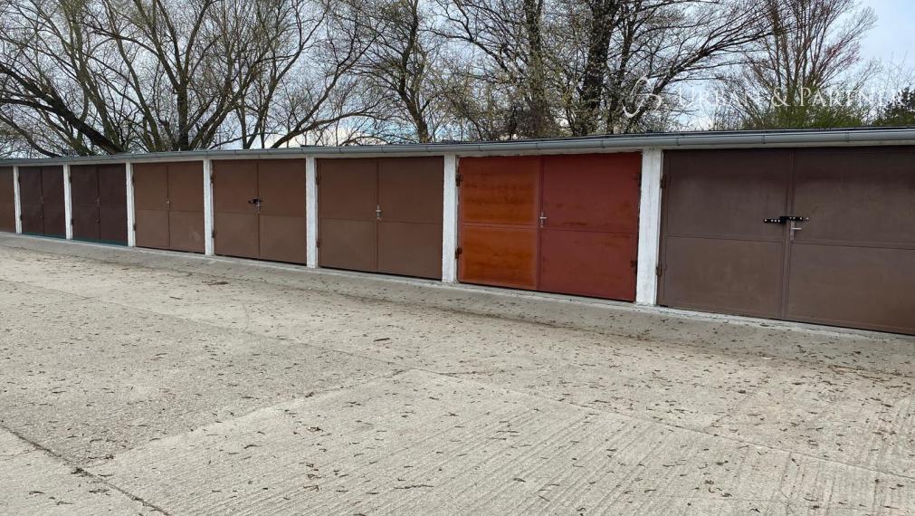 PREDAJ NOVOSTAVBA GARÁŽ v SENICI