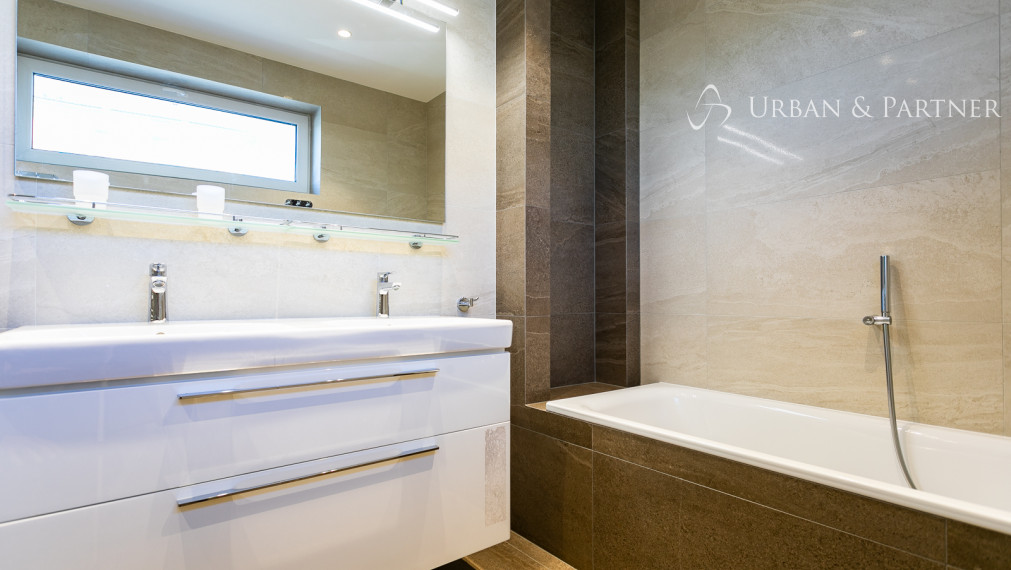 PRENÁJOM NOVOSTAVBY domu v blízkosti centra mesta.