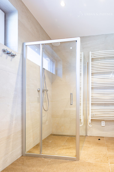 PRENÁJOM NOVOSTAVBY domu v blízkosti centra mesta.