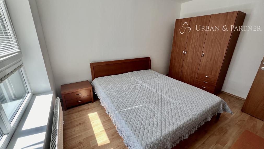 Prenájom - 2 izbový byt s LOGGIOU a PARKINGOM v Eden Park