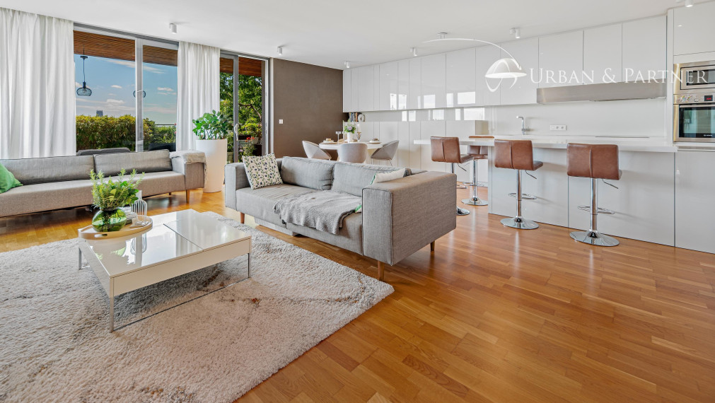 Above-standard 4 room apartment located in Koliba for sale