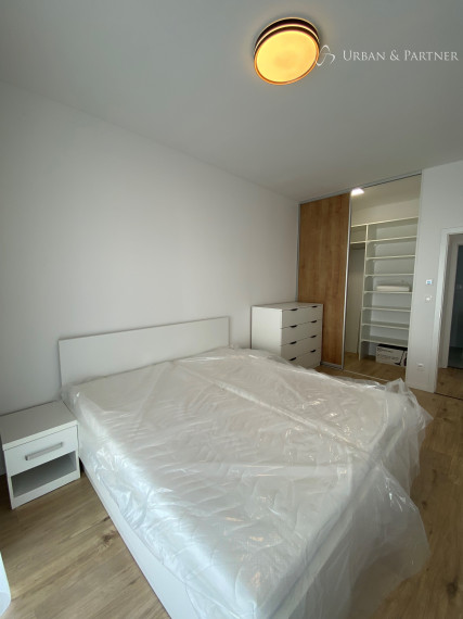 Len u nás v ponuke: prenájom 2 izbového bytu s predzáhradkou v Alžbet. dvore - Miloslavov