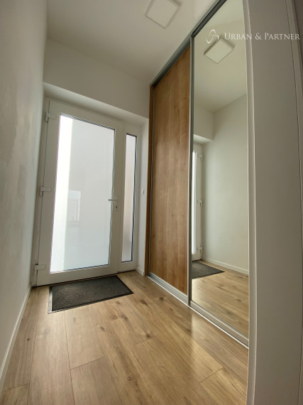 Len u nás v ponuke: prenájom 2 izbového bytu s predzáhradkou v Alžbet. dvore - Miloslavov