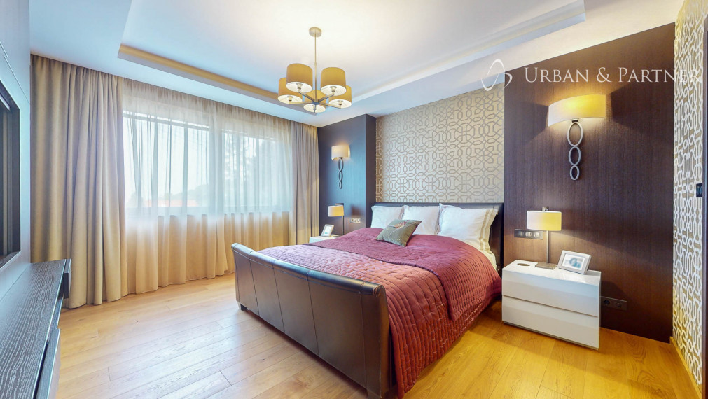 Dom s bazénom v Dúbravke, tiché prostredie pod lesom