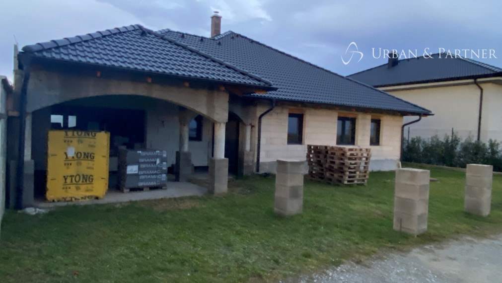 Len u nás v ponuke: Predaj rodinného domu vo výstavbe v obci Berg - Rakúsko