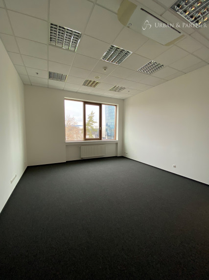 Prenájom kancelárskych priestorov na Trnavskej ceste pri Zimnom štadióne v širšom centre