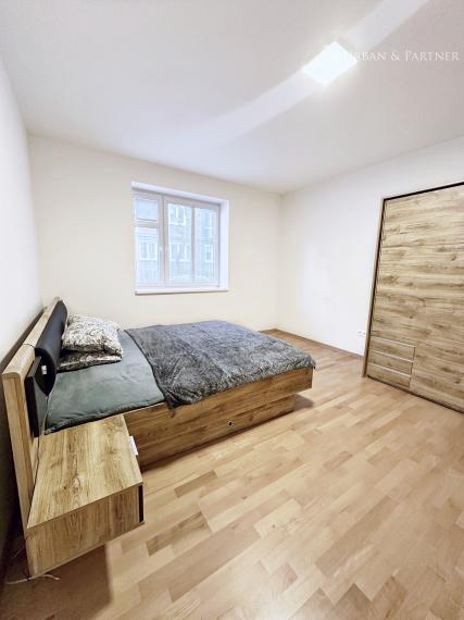 Investičný balík: 2 zrekonštruované byty + potenciál nadstavby