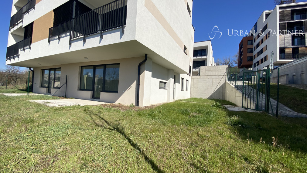 Predaj 3 izbového bytu s predzáhradkou na ulici Staré Grunty v novostavbe