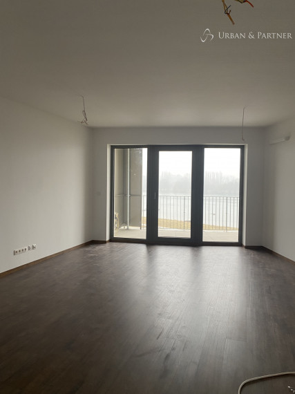 Predaj nadštandardného 2 izbového bytu priamo pri Váhu v Piešťanoch