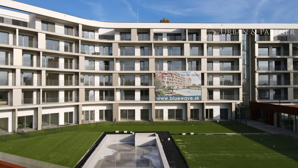 Predaj nadštandardného 2 izbového bytu priamo pri Váhu v Piešťanoch