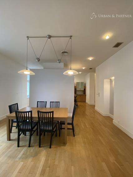 Predaj nadštandardného 5 izbového bytu na Tolstého ulici v lokalite Palisády v centre