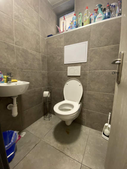 Len u nás v ponuke: Prenájom obchodného priestoru na Špitálskej ulici v centre