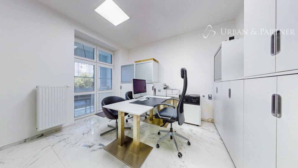 Predaj 5 izbového bytu na kancelárie na Jakubovom námestí v centre