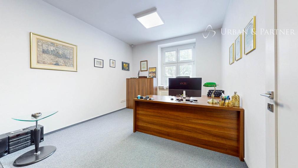 Predaj 5 izbového bytu na kancelárie na Jakubovom námestí v centre