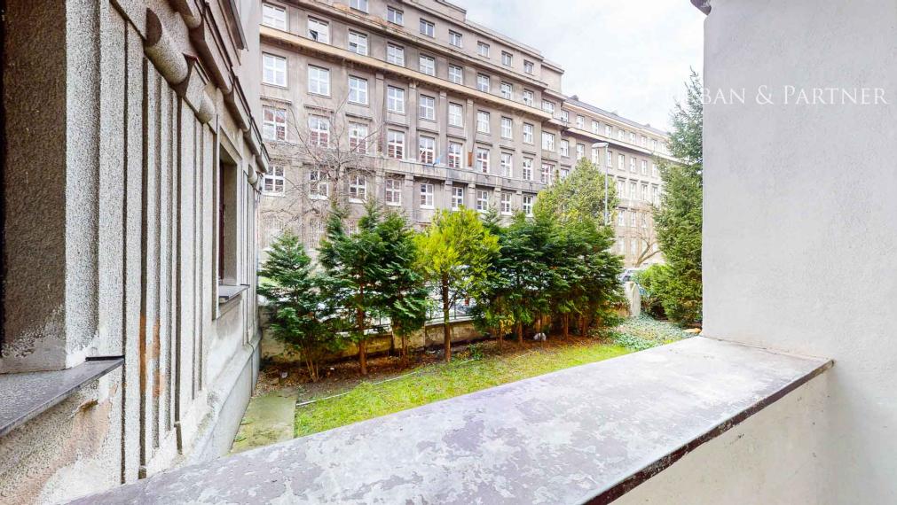 Predaj 5 izbového bytu na kancelárie na Jakubovom námestí v centre