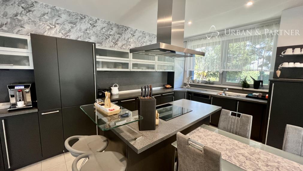 REZERVOVANÉ!  Rodinný dom s výnimočným pozemkom 1ha-aj na ďalšiu výstavbu!