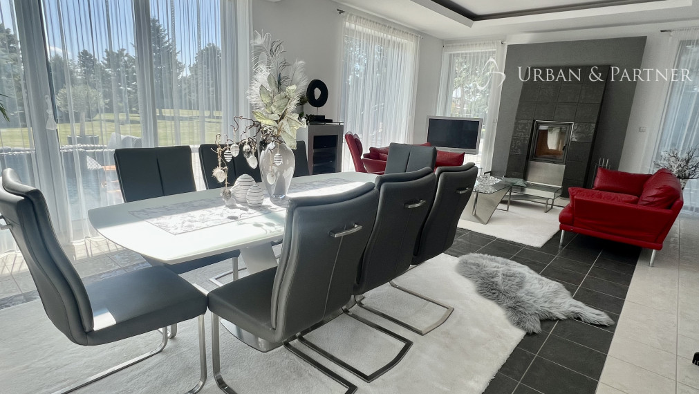 REZERVOVANÉ!  Rodinný dom s výnimočným pozemkom 1ha-aj na ďalšiu výstavbu!