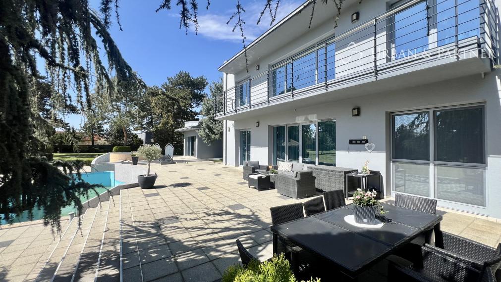 REZERVOVANÉ!  Rodinný dom s výnimočným pozemkom 1ha-aj na ďalšiu výstavbu!