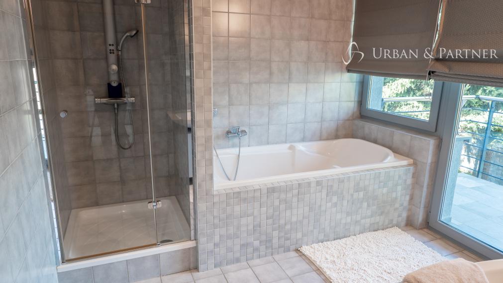 REZERVOVANÉ!  Rodinný dom s výnimočným pozemkom 1ha-aj na ďalšiu výstavbu!