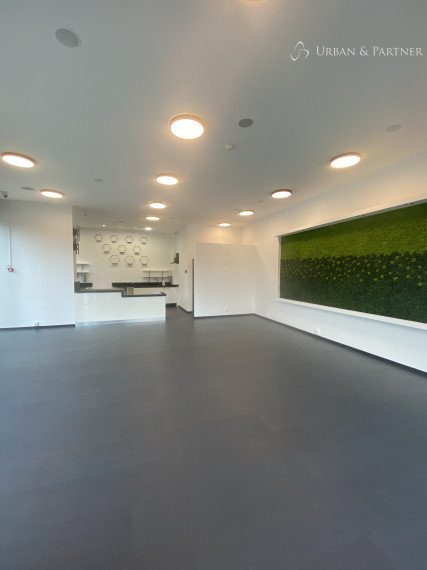 Prenájom obchodného priestoru s parkovaním v novostavbe Klingerka na Súkenníckej ulici v širšom centre - Nivy