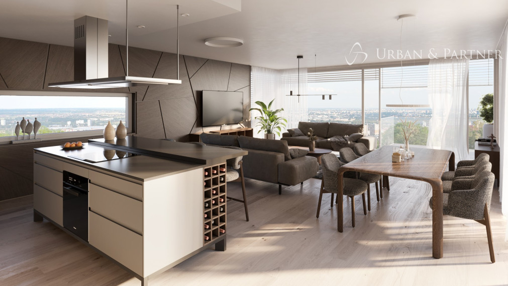 SKOLAUDOVANÝ 5-izbový dom s bazénom a panoramatickým výhľadom