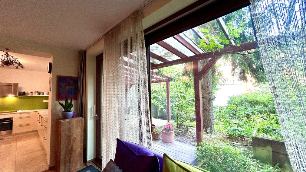 RD v Dúbravke, pri BIS, dvojgen. bývanie - BEZ PROVÍZIE