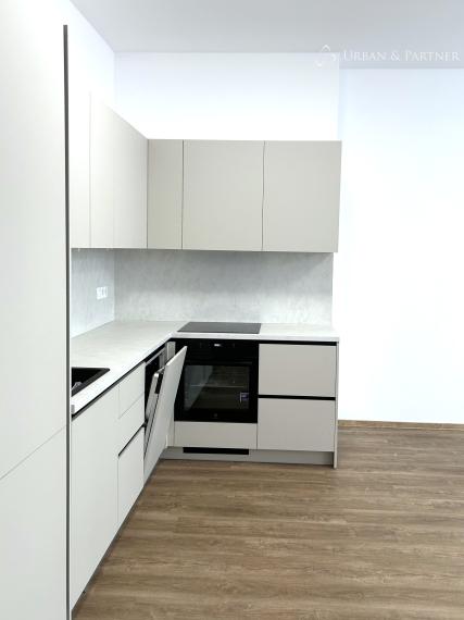 Predaj 4 izbového nadštandardného bytu na Gunduličovej ulici v centre - Palisády