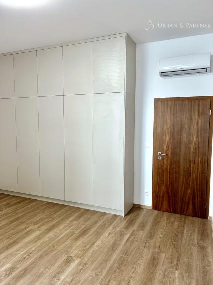 Predaj 4 izbového nadštandardného bytu na Gunduličovej ulici v centre - Palisády