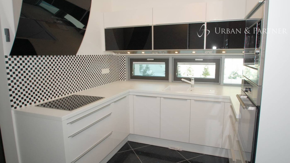 Predaj nadštandardného rodinného domu na Voskovej ulici na Kolibe