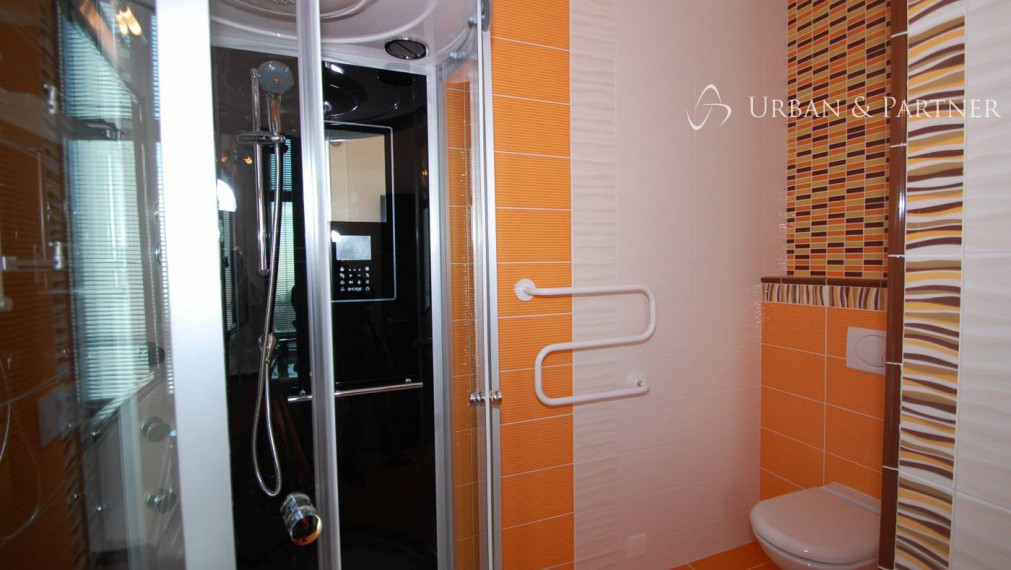 Predaj nadštandardného rodinného domu na Voskovej ulici na Kolibe