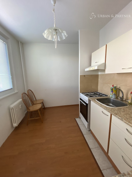 Len u nás v ponuke: Predaj 3 izbového bytu na Nám. hraničiarov v Petržalke